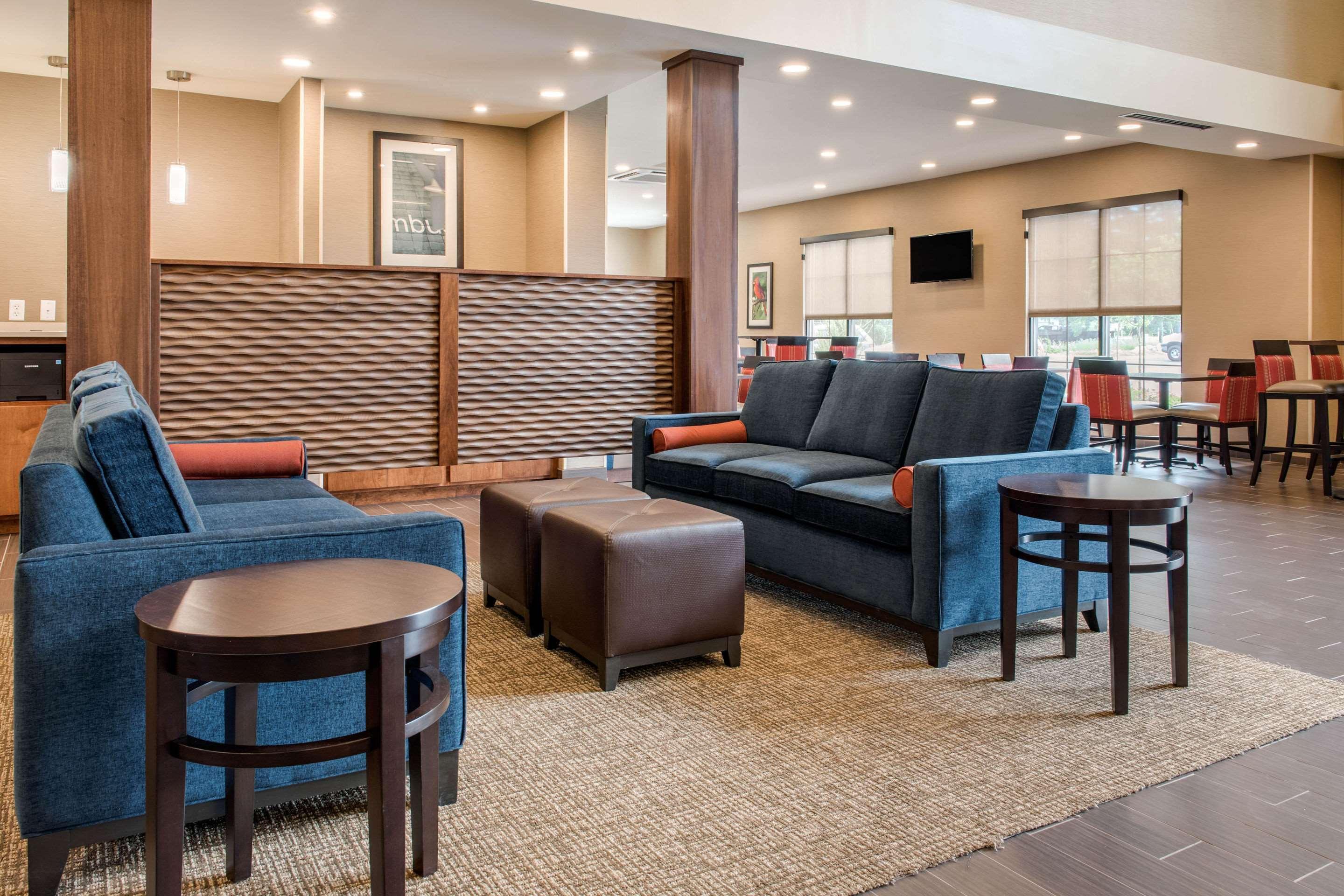 Comfort Suites Columbus Airport Eksteriør billede