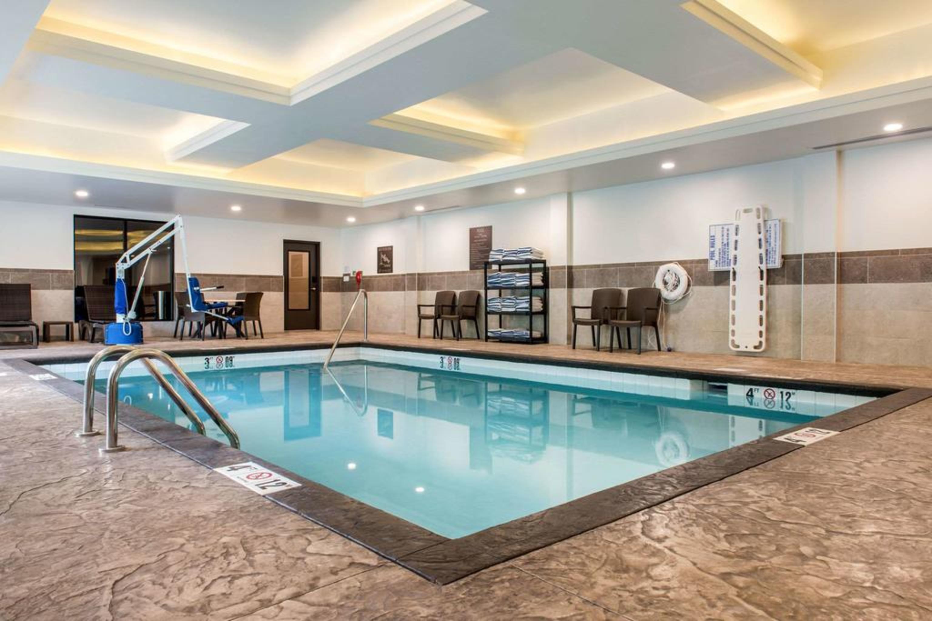 Comfort Suites Columbus Airport Eksteriør billede
