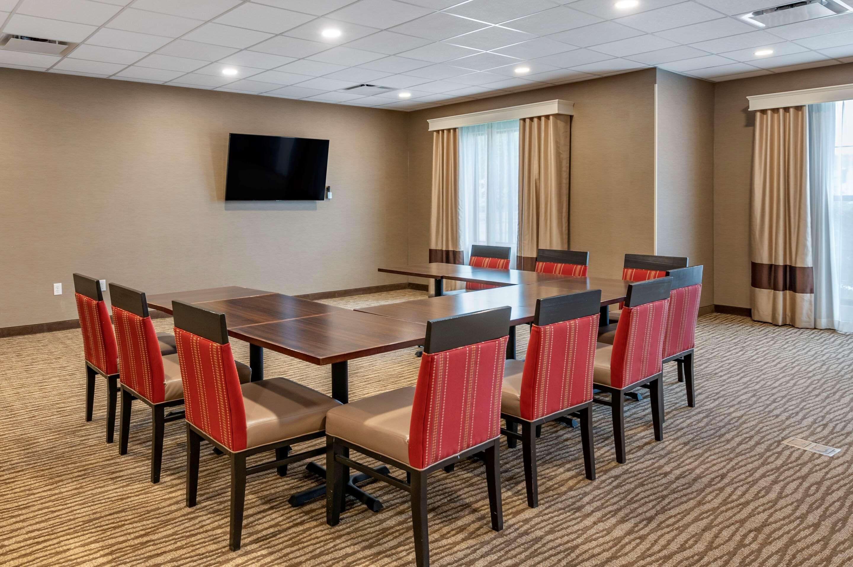 Comfort Suites Columbus Airport Eksteriør billede